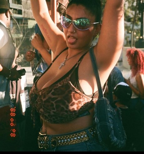 chippynonstopof セクシー女優 ギャラリー