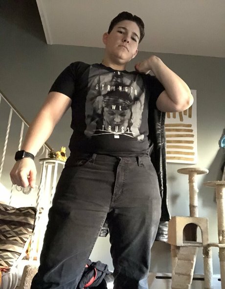 butchdaddypump アダルトモデル 写真