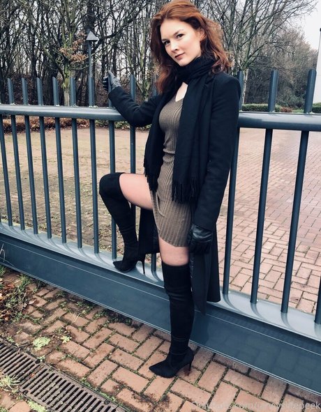 janeyslifepeek 裸の女優 写真