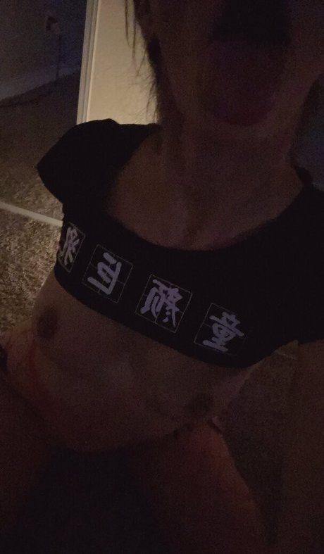 virtuallylewd ホット女優 画像
