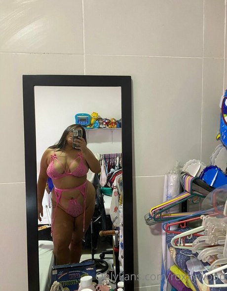 roxxywood 裸のスター 写真
