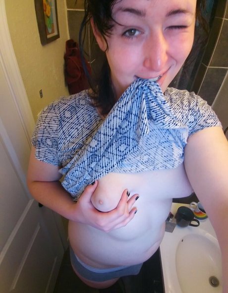 anniebrokely xxx女優 画像