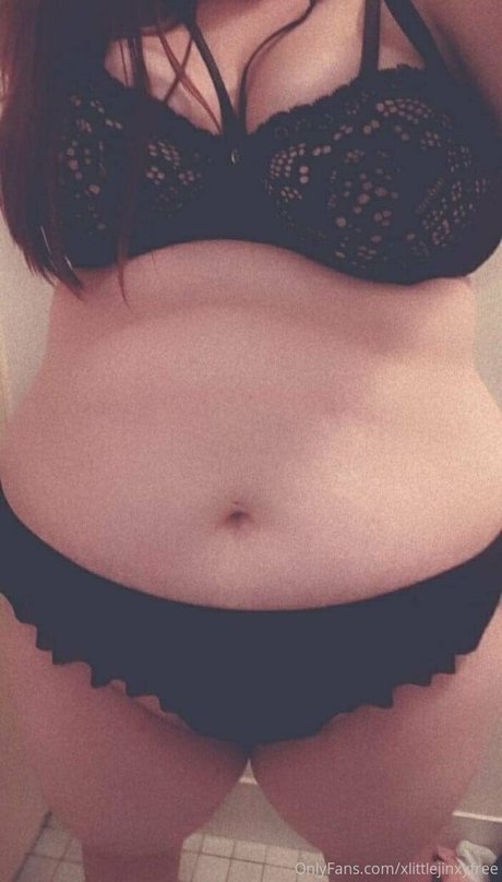 ariajinxfree セクシー女優 画像