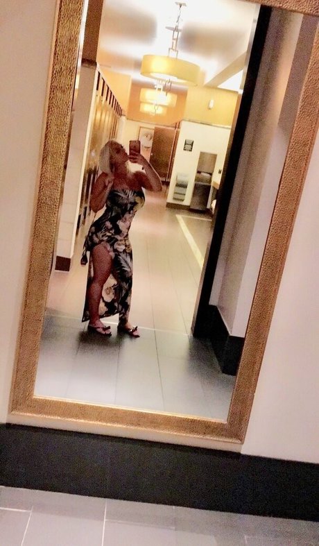 kendrakashmire4free トップモデル 写真