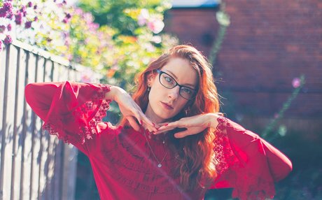 Miss Chloe ASMR かわいいモデル 写真