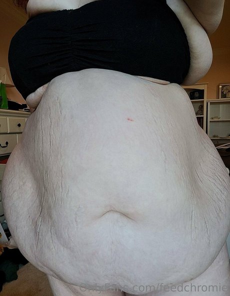 feedchromie ポルノスター エロティック 写真