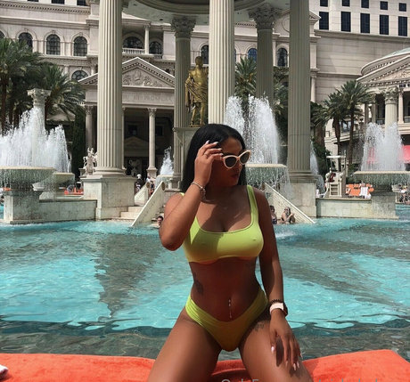 nishababyxo 可愛いモデル 画像