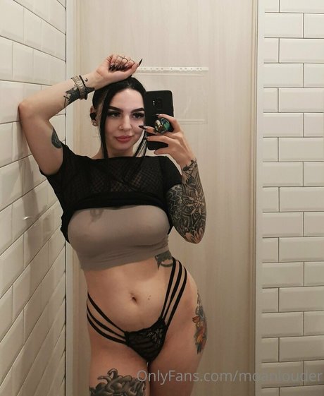moanlouder 美しいスター 画像