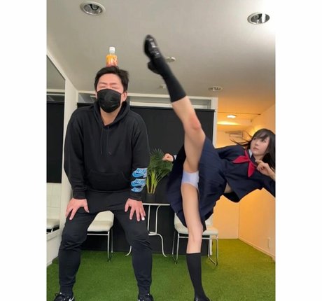 Lee Lyn アートスター 写真