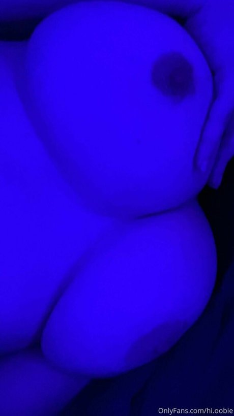 Hioobs スター xxx 写真