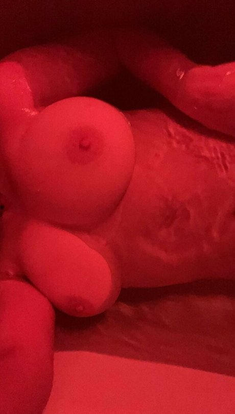 興奮した看護師OnlyFans 美しい裸 画像