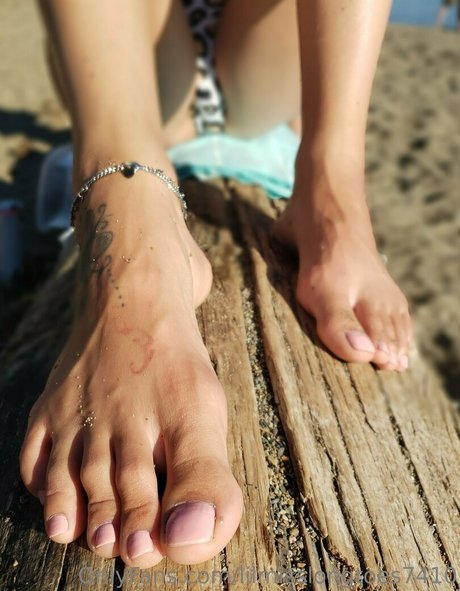 lilmisslongtoes7410 独占スター 画像