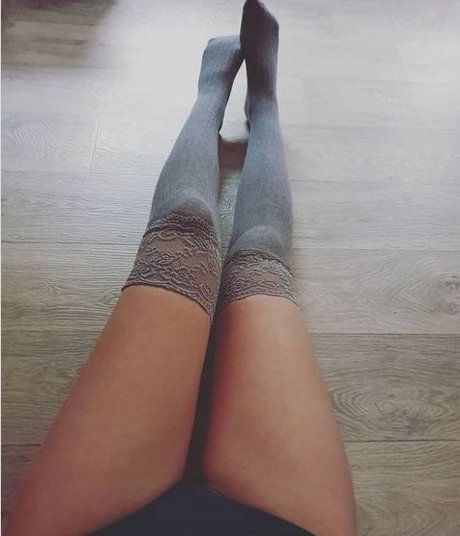 LittleBee アダルト女優 写真