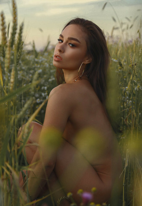 Chulpan Mingazova かわいいポルノスター 写真