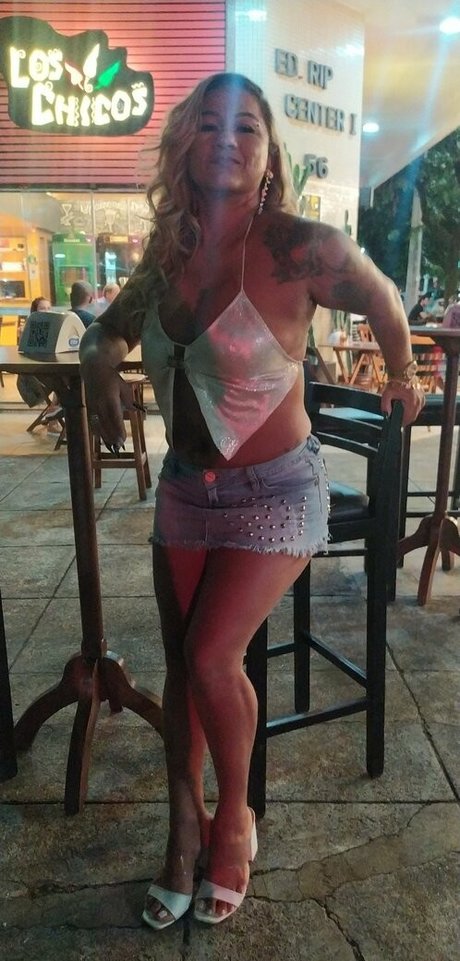 Grasiely Guanandy 素敵なスター 写真