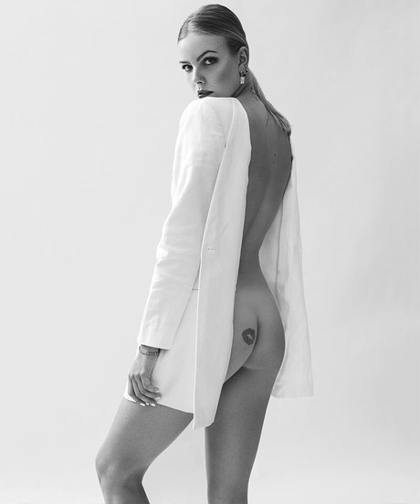 Marie Mohr セックスモデル 写真