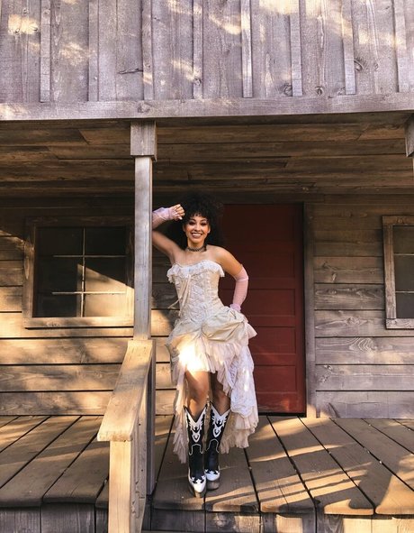 Bobbi dean profile image