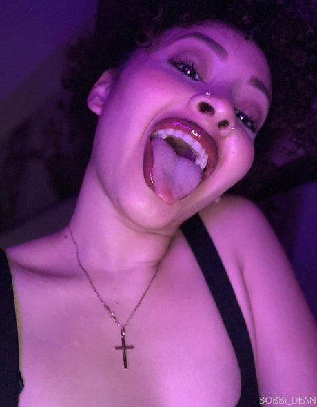 Bobbi dean top profile image