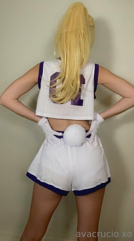 avacruciofree 可愛い女優 写真