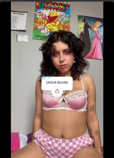 bubbles69420 XXXモデル 写真