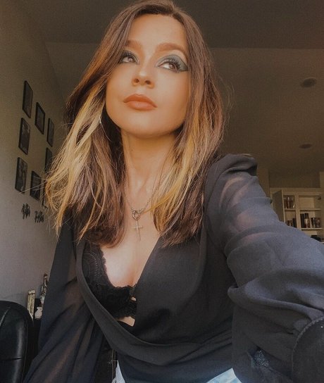 Thiessa Thiessita 最高のモデル 写真