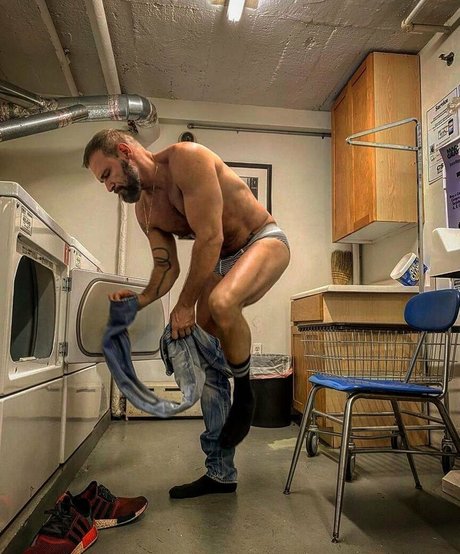 ロシアのお母さんOnlyFans ポルノグラフィック 写真