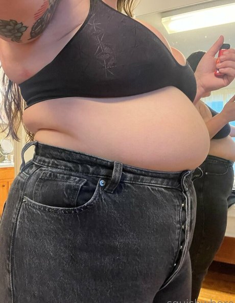 squishwhore ヌードモデル 写真