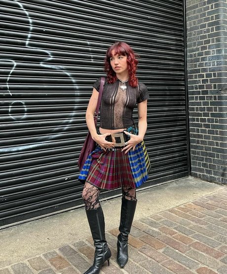 Lara Adkins セクシーなスター 写真