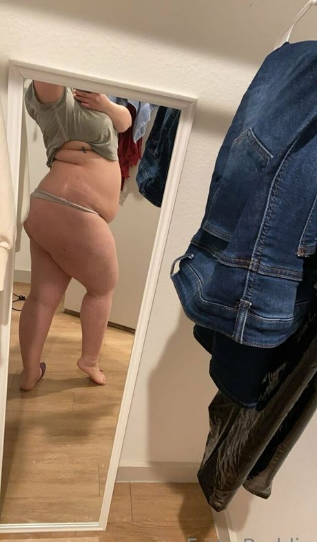 fattiebaddie1 裸のモデル ギャラリー
