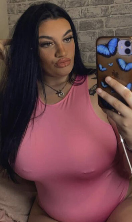 Chloe Ann Whitham モデル 画像