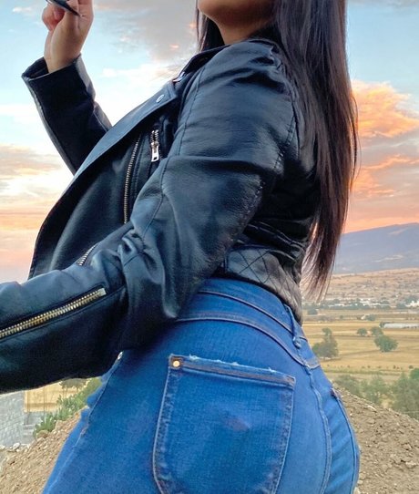 Danahe Vasquez 美しい女優 アーカイブ