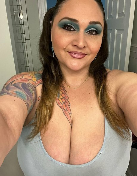 avadollxxx 完璧なスター 写真