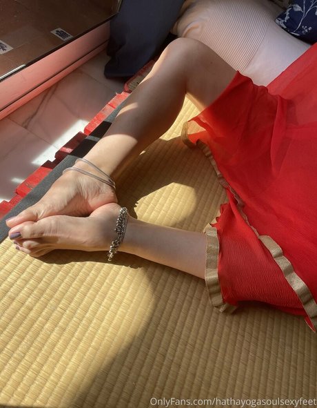 hathayogasoulsexyfeet ヌードスター ギャラリー