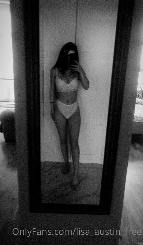 lisa austin free セクシー女優 写真