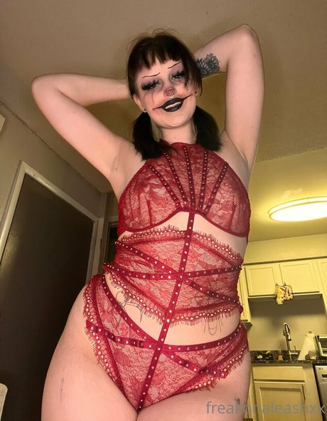 freakonaleashxx セックススター ギャラリー