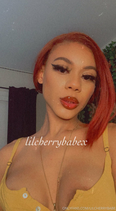 lilcherrybabefree ポルノスター アダルト 写真