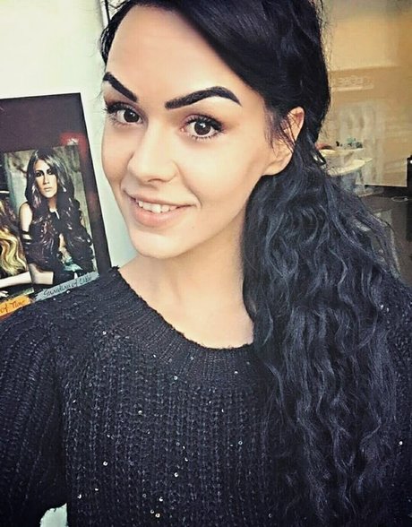 Nadinechase ホットなポルノスター 写真
