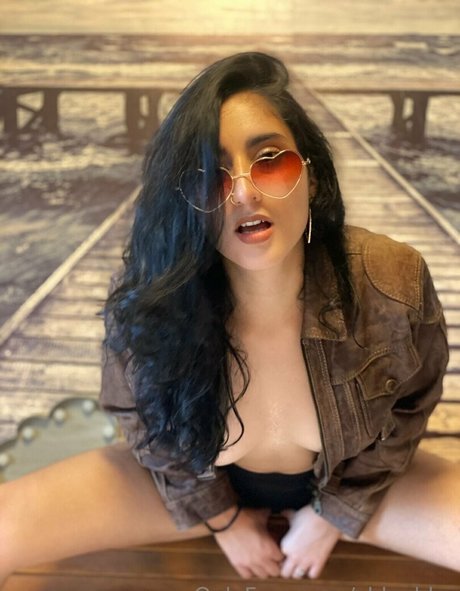 chloebbe トップモデル 写真