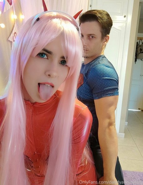 手コキ 射精 OnlyFans 無料 画像