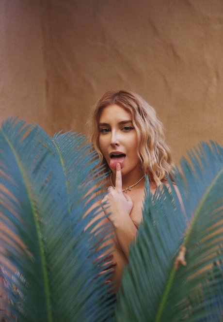 anastasiawoods 裸のスター 写真