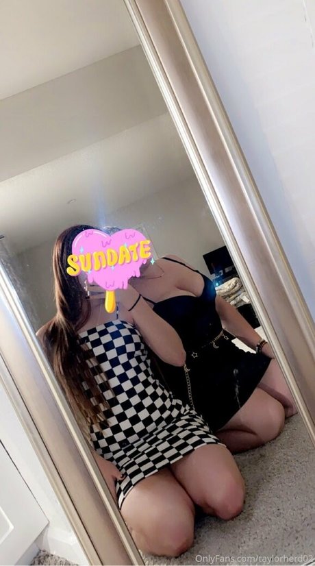 taylorherd02 セクシーモデル 画像