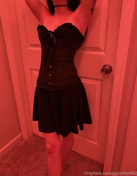 taylorherd02 ポルノスター 可愛い 写真