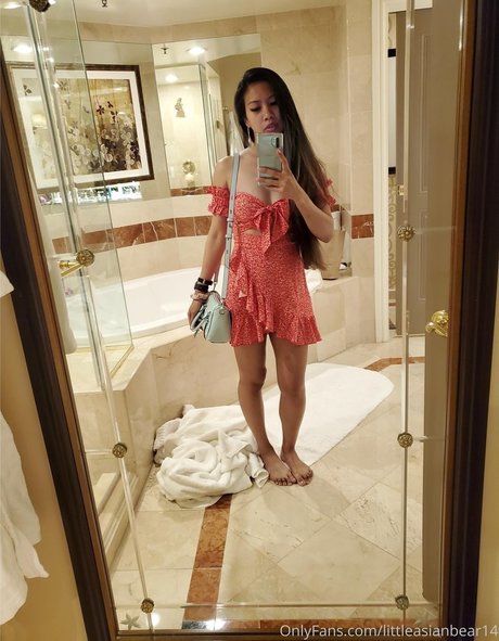 JuicyPinaypple top profile image