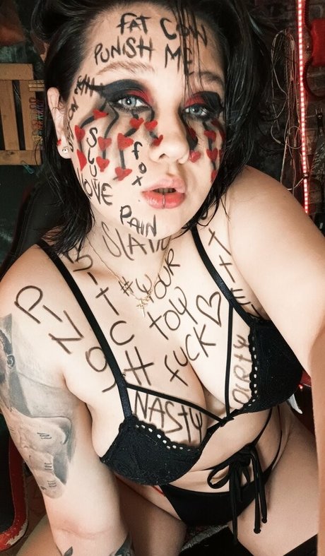 laura takint ポルノスター アート 写真