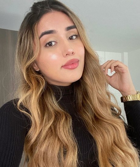 Sofia Ocampo かわいいモデル 画像