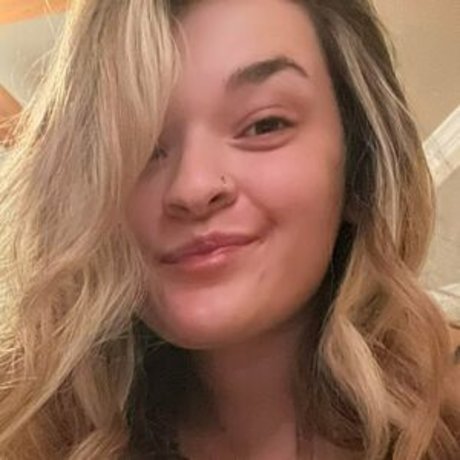 ricaasoles top profile image