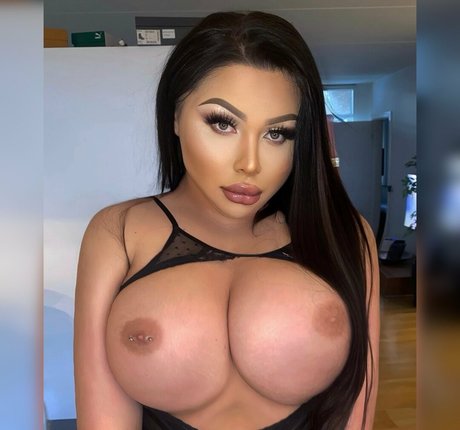 siliconebarbie ポルノスター セックス 画像