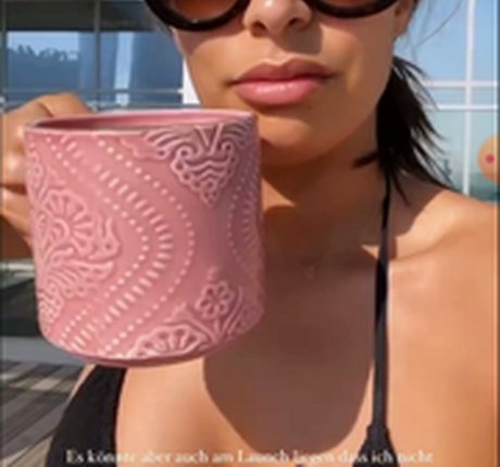 Lamiya Slimani ポルノスター 無料 ギャラリー