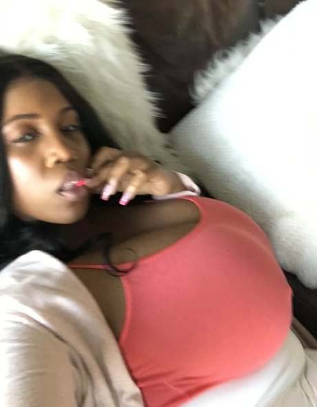 clubmaseratixxx かわいいモデル 画像