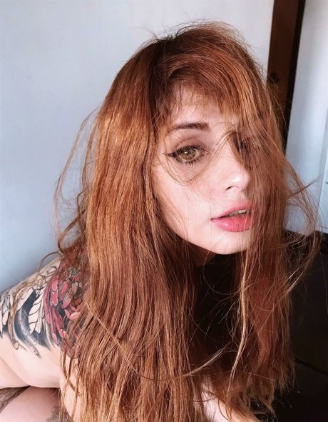 Dea Afrodite ポルノスター 写真